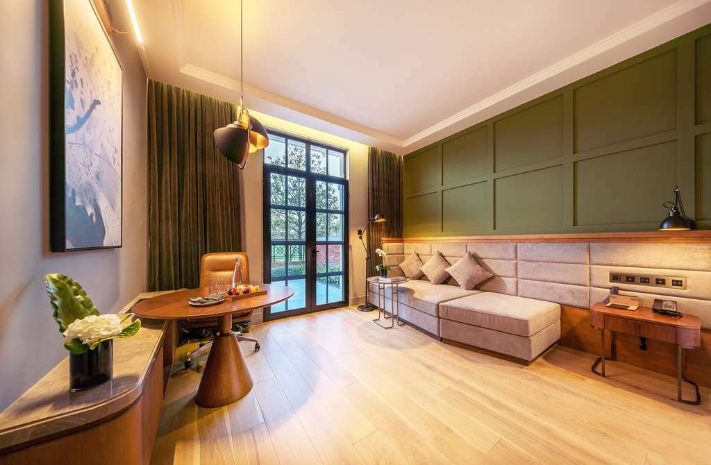 Melia Parkside 4* Shanghai