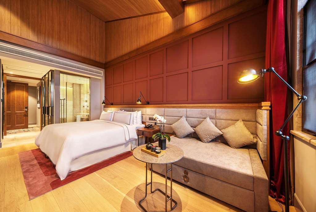 Melia Parkside 4*