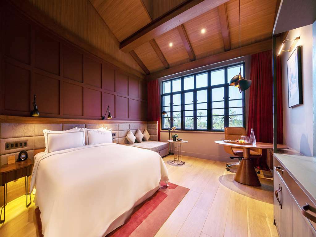 Melia Parkside Hotel 4*