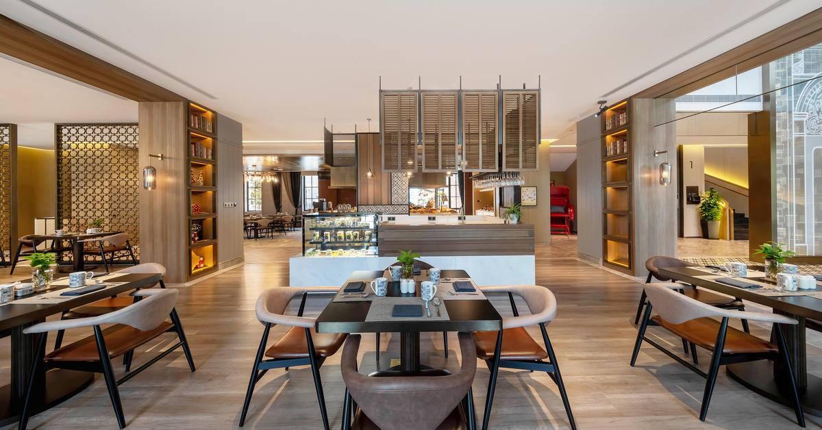 Melia Parkside Hotel 4*